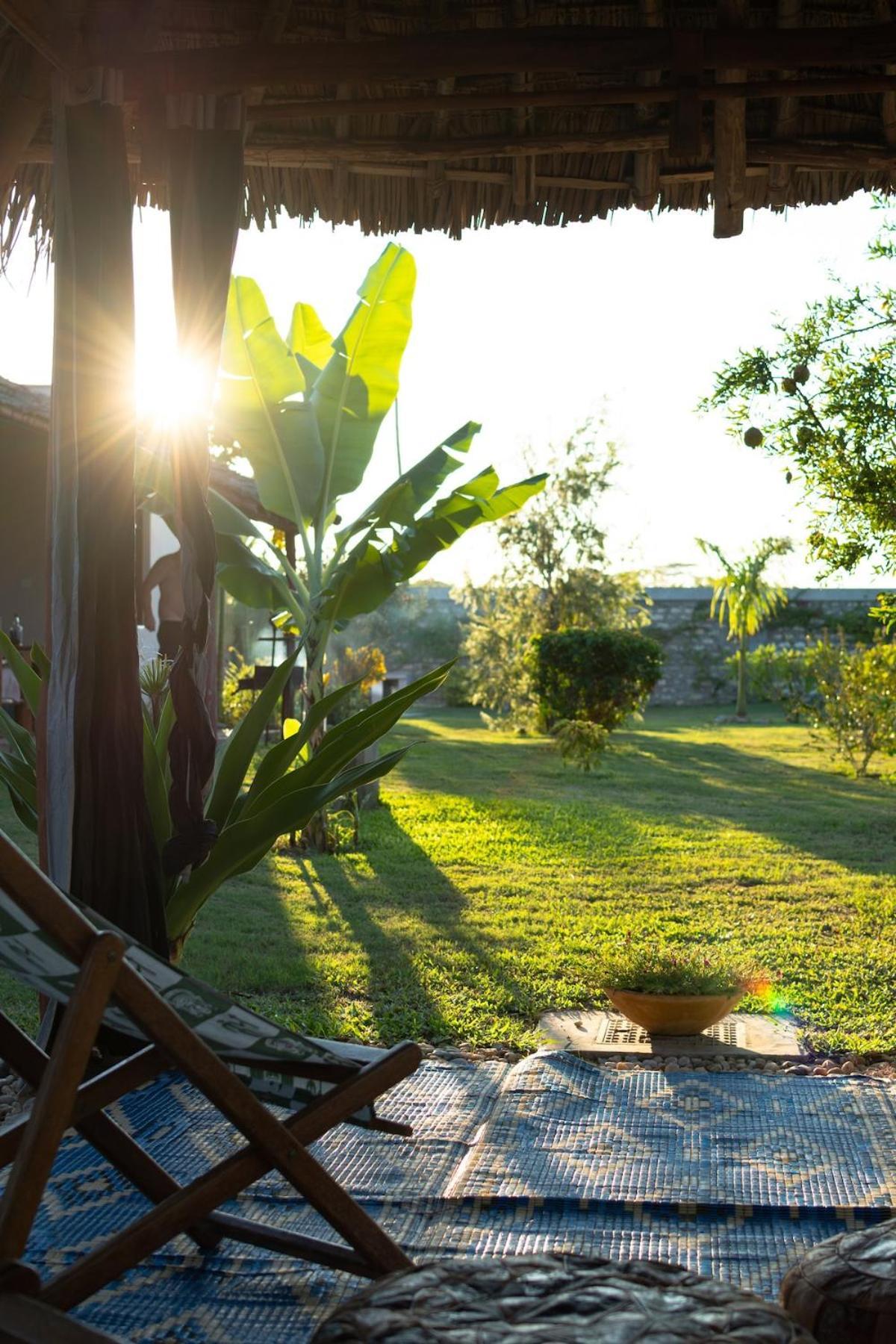 Private Backdoor Villa With Big Swimming Pool And Services Of Chef Included ディアニ・ビーチ エクステリア 写真