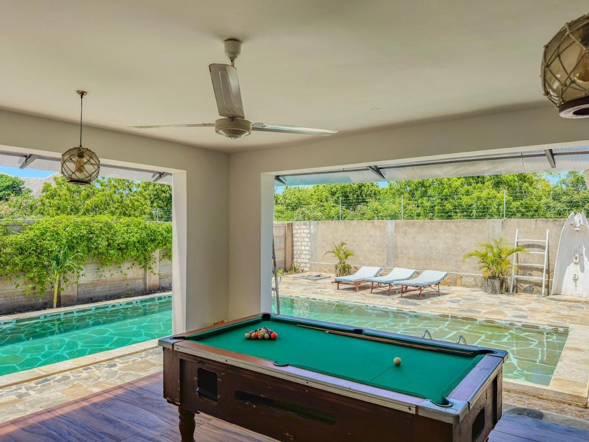 Private Backdoor Villa With Big Swimming Pool And Services Of Chef Included ディアニ・ビーチ エクステリア 写真
